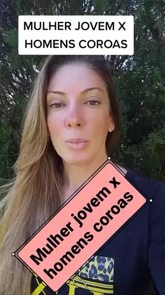 mulheres coroas brasileiras nacional fazendo.massa ...| Kwai