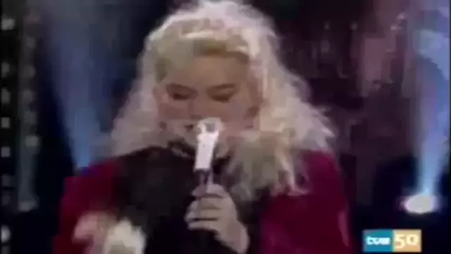 lela sohna maid getting fucked in the kitchen